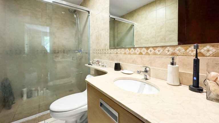 se-vende-apartamento-en-condominio-ad-15
