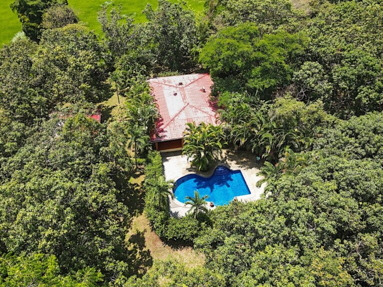 se-vende-casa-con-piscina-en-orotina-fau-3