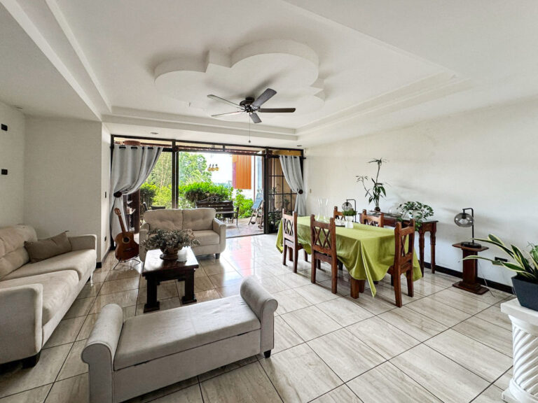 se-vende-casa-en-residencial-don-manuel-fau-2