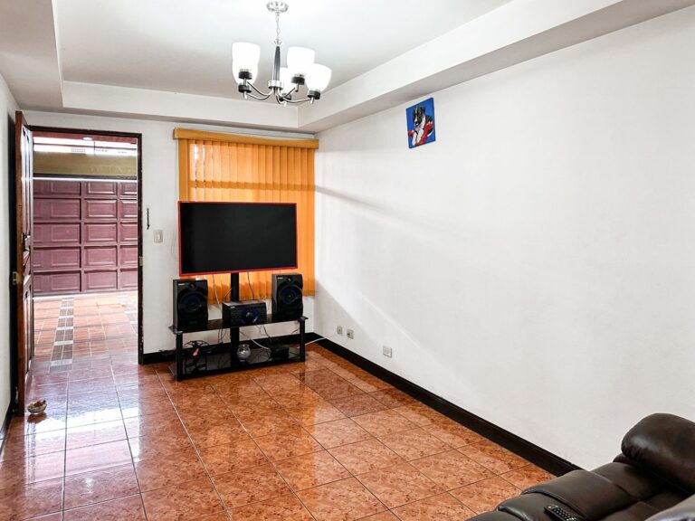 se-vende-casa-independiente-con-patio-3