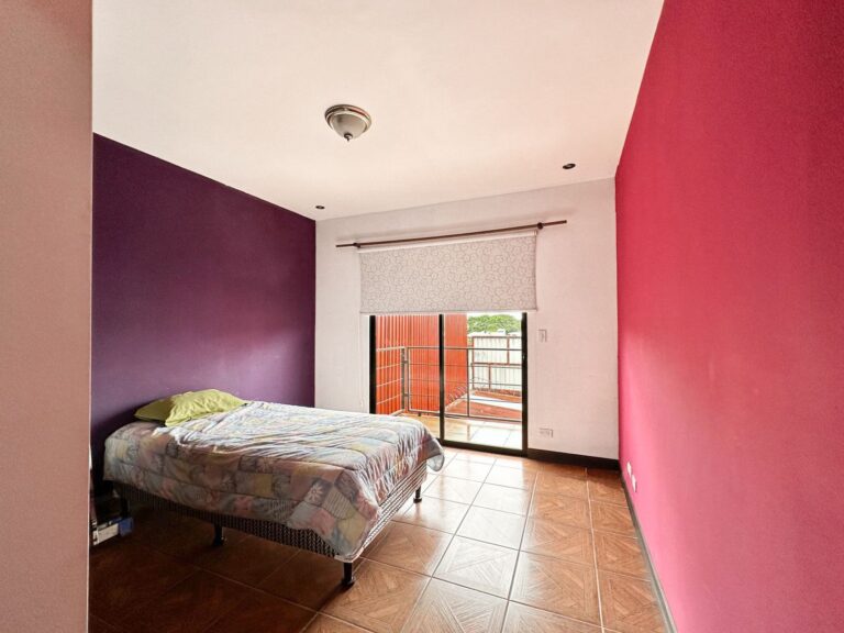 se-vende-casa-independiente-con-patio-9