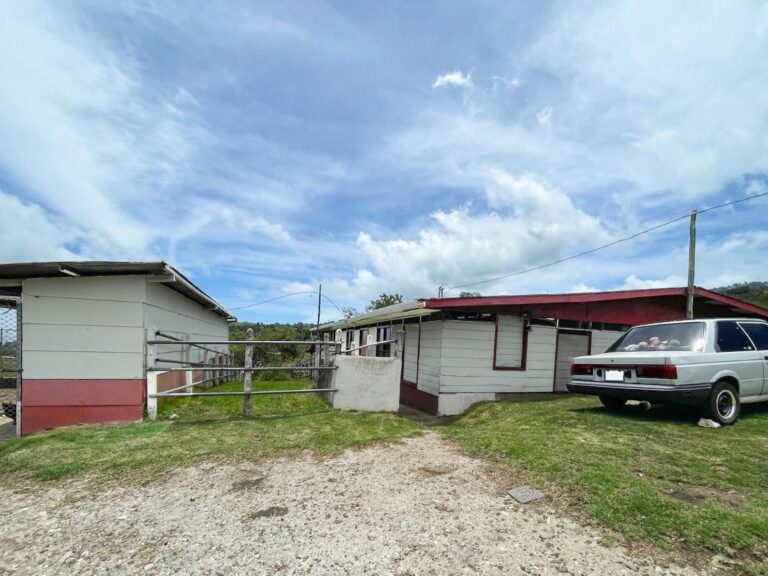 se-vende-propiedad-con-vista-en-la-angelina-ad-17