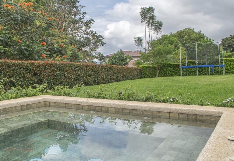 2-plantas-en-monteran-curridabat-ad11