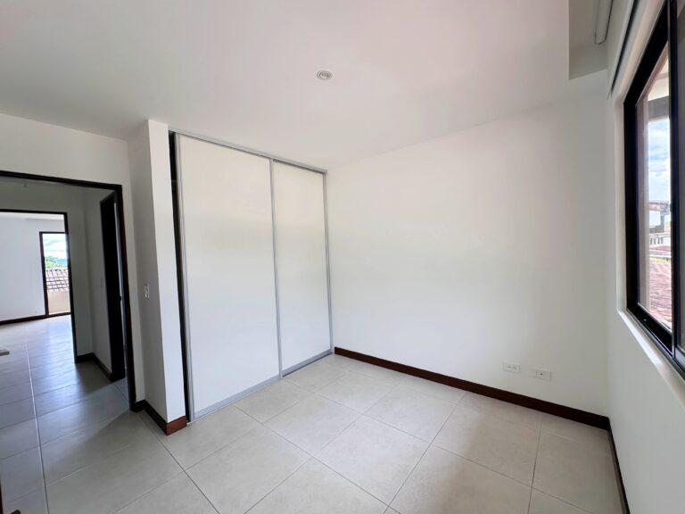 ajustadas-casa-en-condominio-terraviva-tambor-alajuela-fau-3