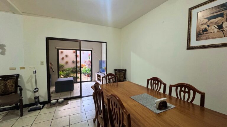 ajustadas-venta-de-casa-cterraza-amplia-en-residencial-paso-real-tres-rios-ad-13