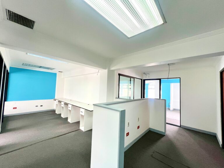 ajustadas-venta-de-edificio-de-oficinas-cuso-comercial-el-carmen-barrio-amon-ic-5