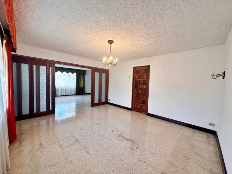 ajustadas-venta-quinta-con-vista-y-piscina-santa-barbara-heredia.-fau-9