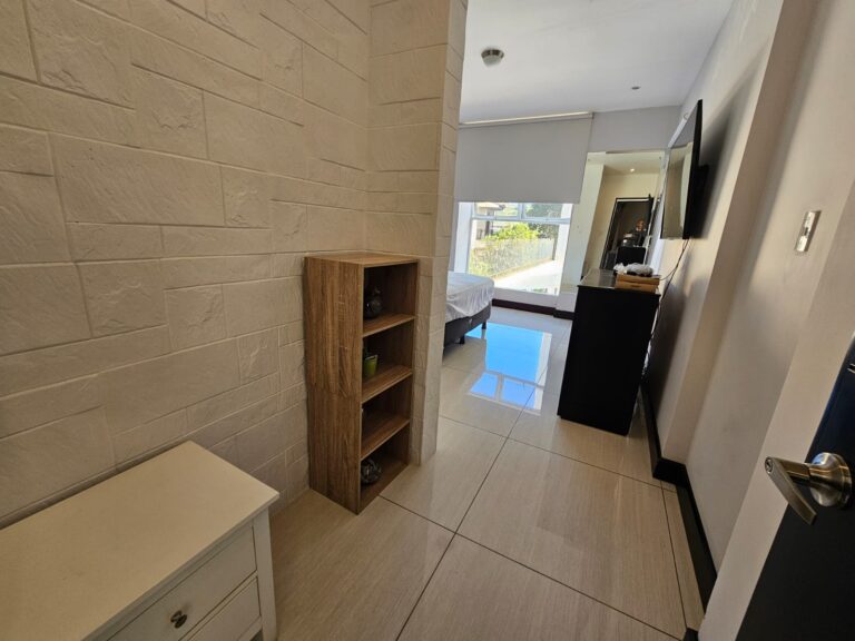 alquiler-apartamento-amueblado-curridabat-18