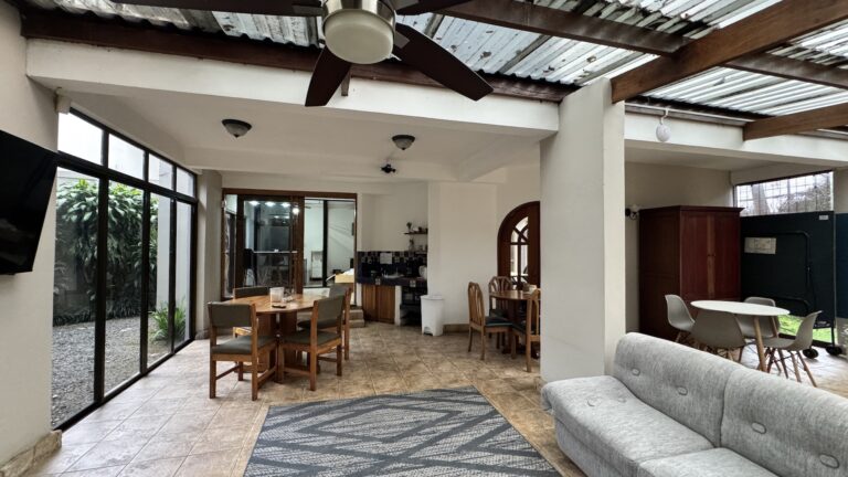 alquiler-casa-para-oficinas-altamonte-curridabat-7