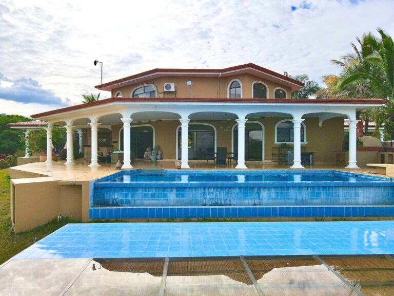 amazing-property-with-great-house-plantation-atenas-murralf-14