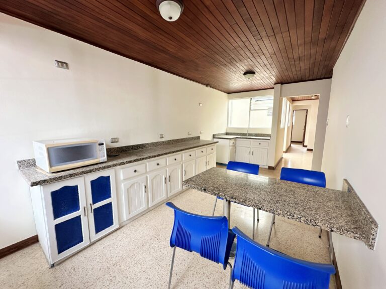 casa-uso-de-suelo-mixto-sabana-sur.-fau-12