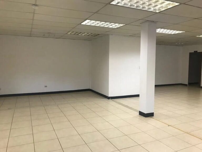 comercial-en-plaza-rainbow-tres-rios-ad-11
