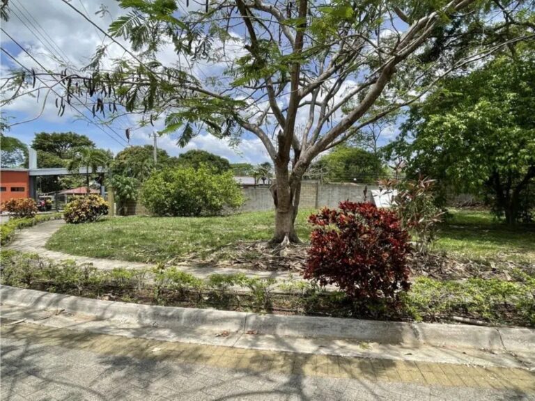 lote-esquinero-en-condominio-orotina-fau-2-1