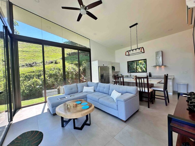 venta-casa-amueblada-con-piscina-y-vistas-naturales-esterillos.-fau-11