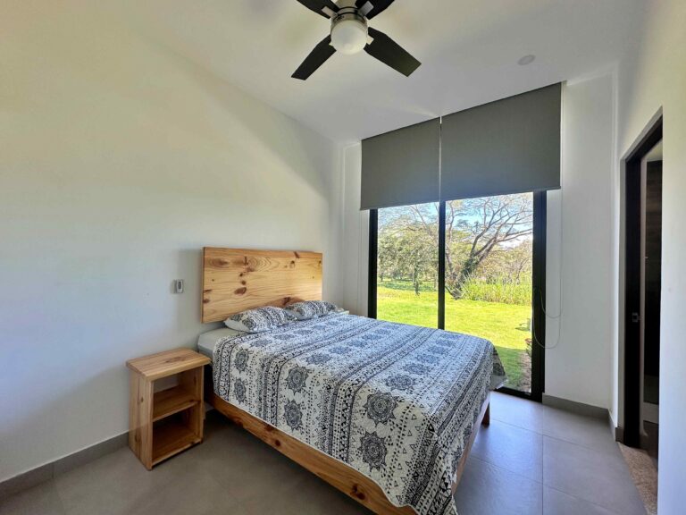 venta-casa-amueblada-con-piscina-y-vistas-naturales-esterillos.-fau-5