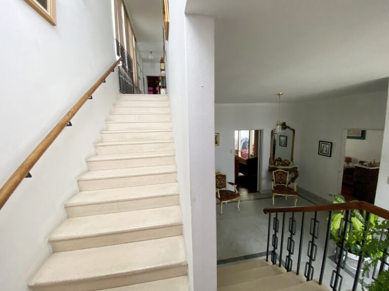 venta-casa-amueblada-con-uso-comercial-barrio-lujan.-mn-4