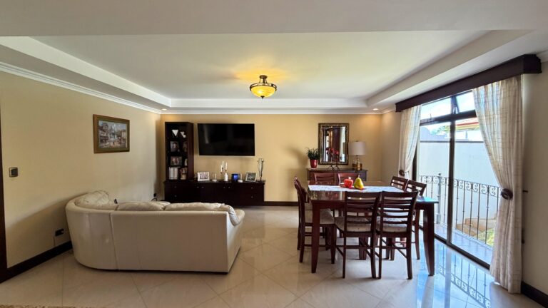 venta-casa-de-lujo-con-amplias-areas-sociales-curridabat.-fe-7