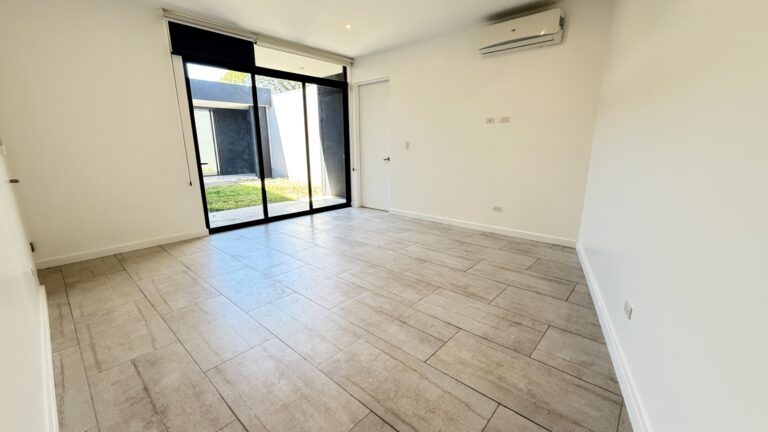 venta-casa-elegante-y-contemporanea-de-1-nivel-condominio-evora.-fe-13