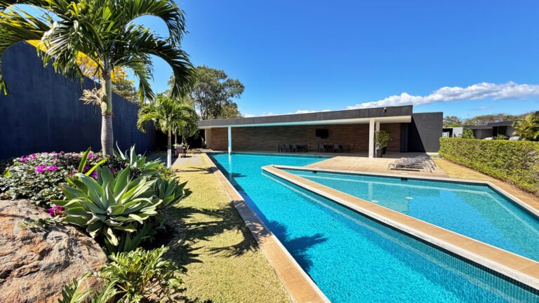 venta-casa-elegante-y-contemporanea-de-1-nivel-condominio-evora.-fe-18