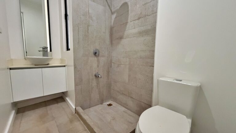 venta-casa-elegante-y-contemporanea-de-1-nivel-condominio-evora.-fe-6