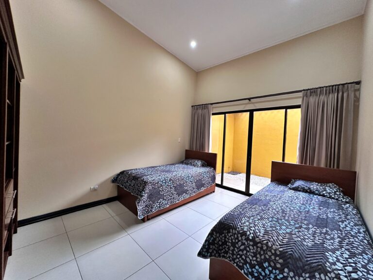 venta-de-casa-amueblada-en-gran-terreno-grecia-alajuela.-fau-15