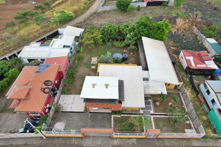 venta-de-casa-amueblada-en-gran-terreno-grecia-alajuela.-fau-2-1