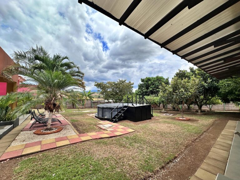 venta-de-casa-amueblada-en-gran-terreno-grecia-alajuela.-fau-7