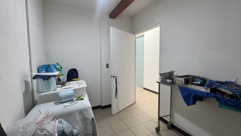 venta-edificio-consultorios-escalante-12