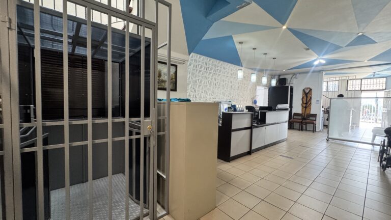 venta-edificio-consultorios-escalante-18