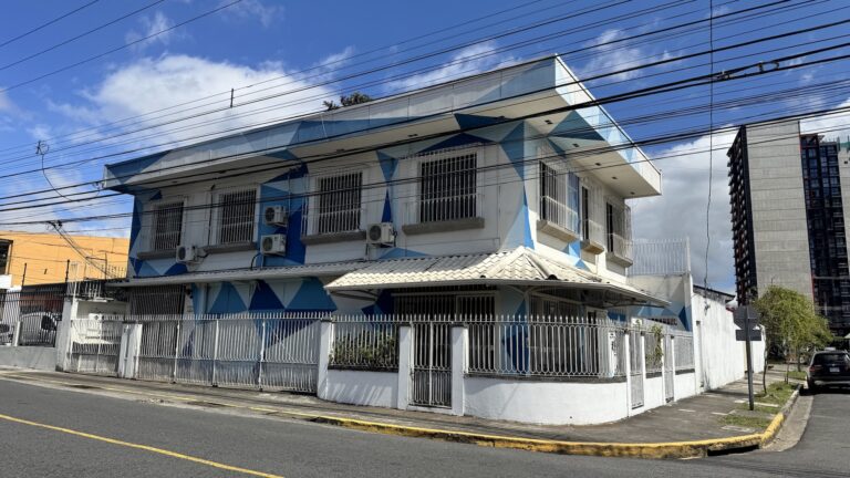 venta-edificio-consultorios-escalante-26