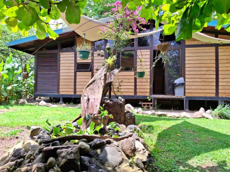 venta-finca-c3-edificaciones-rio-y-vivero-tarcoles-garabito.-mv-2