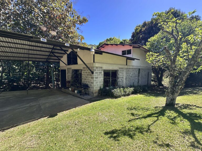 venta-quinta-con-5-edificaciones-y-uso-turistico-la-garita.-fau-15