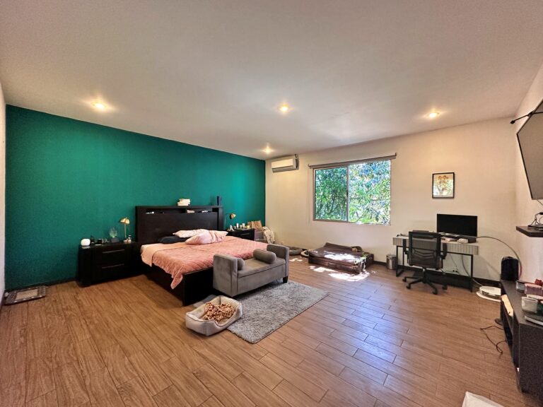 venta-quinta-con-5-edificaciones-y-uso-turistico-la-garita.-fau-18